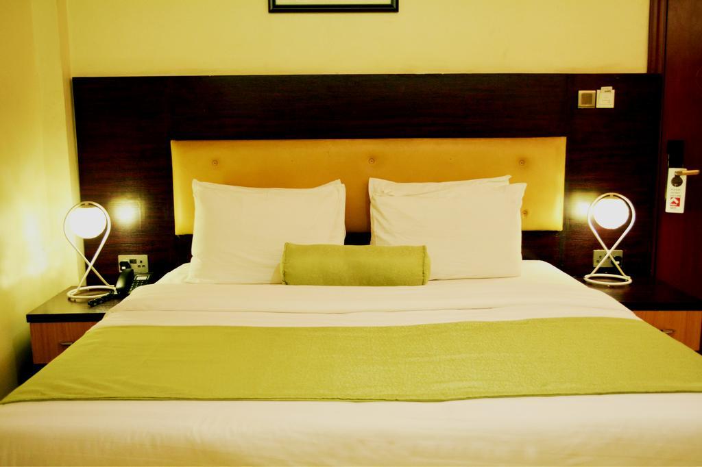 Sweet Spirit Hotel And Suites Danag - ポートハーコート エクステリア 写真