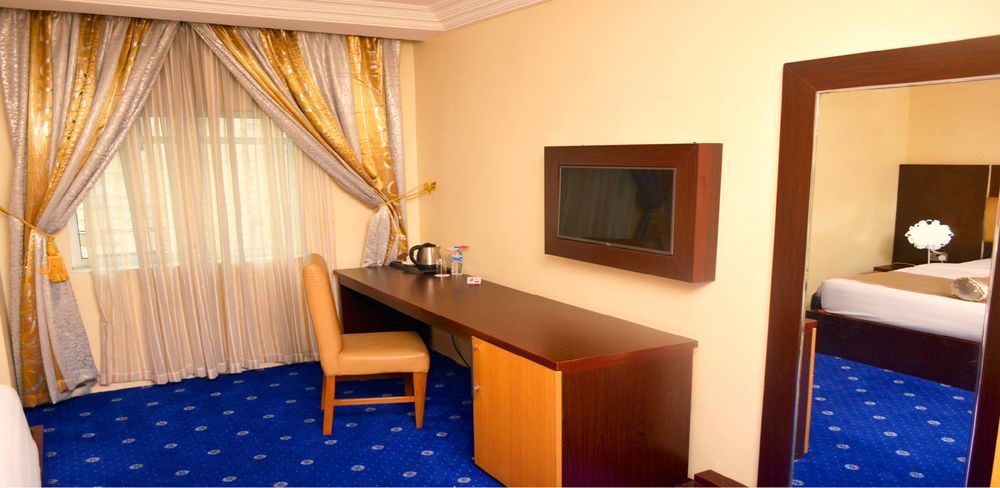 Sweet Spirit Hotel And Suites Danag - ポートハーコート エクステリア 写真